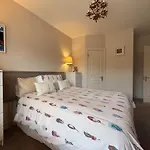 Spacious Two Bed Near Airport * Celbridge